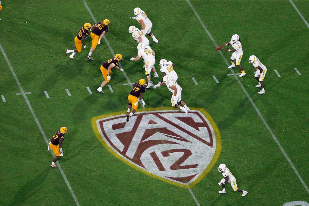 Pac-12 football players urge opt-out amid COVID-19
concerns 1