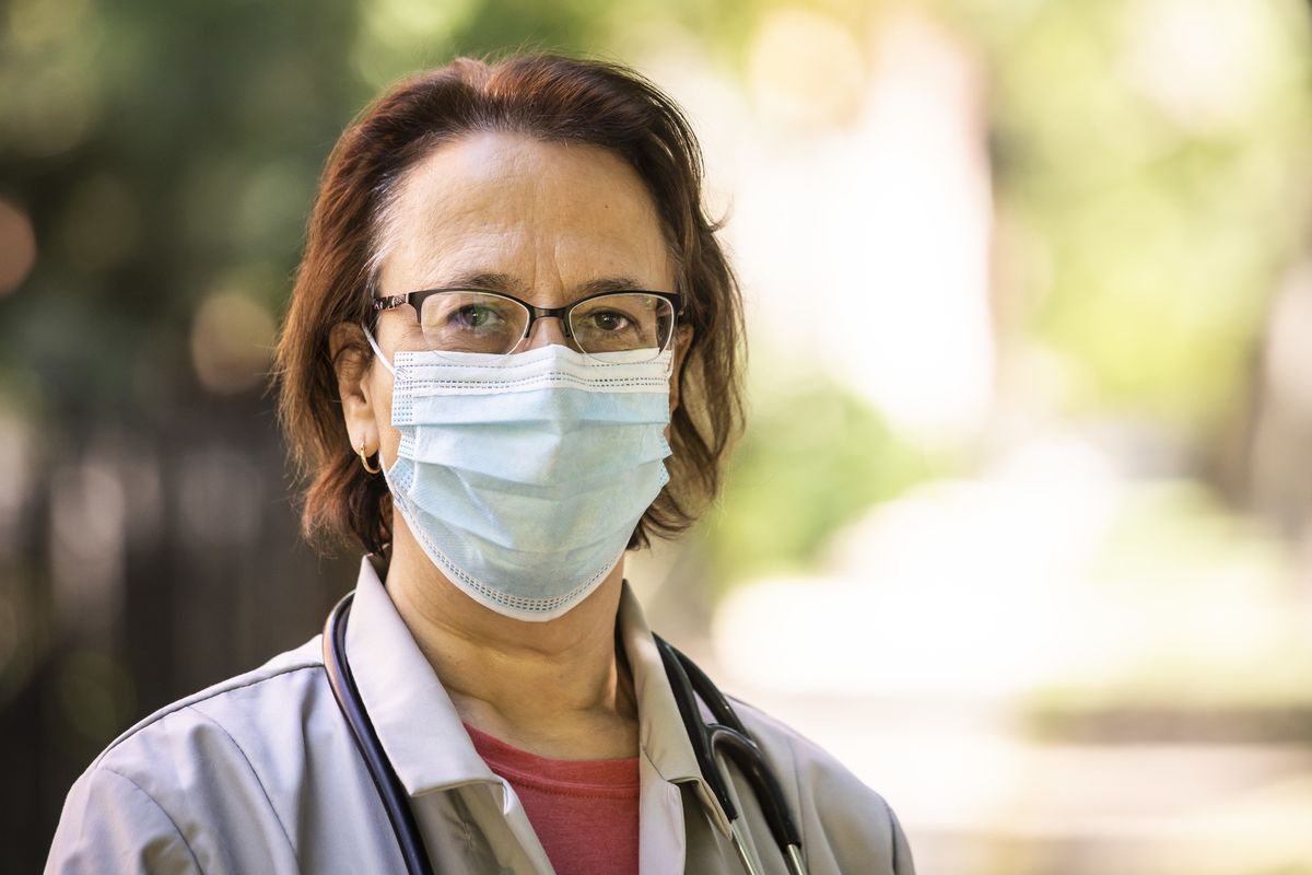 Mask ask: Cook County urges residents to cover their faces —
or face consequences of COVID-19’s ‘second surge’ 1