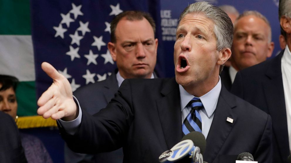 NYPD to adopt guidelines for disciplining officer
misconduct 1