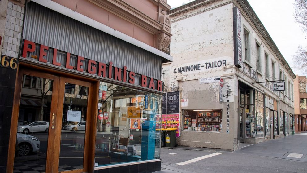 New lockdown ratchets up economic pain in Australian
city 1