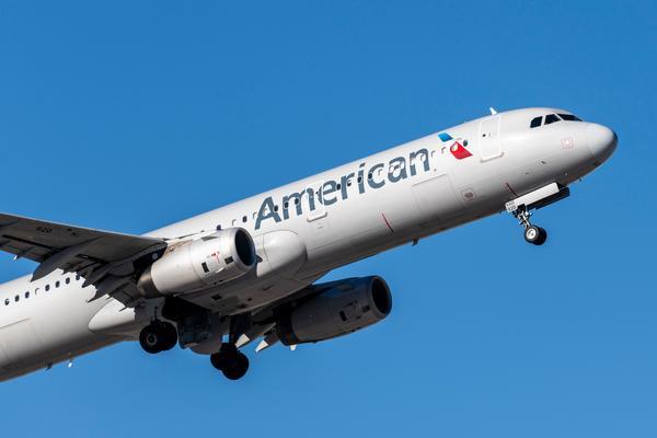 'Fight Club In The Skies': Brawl Erupts On American Airlines
Flight Over Mask Policy 1
