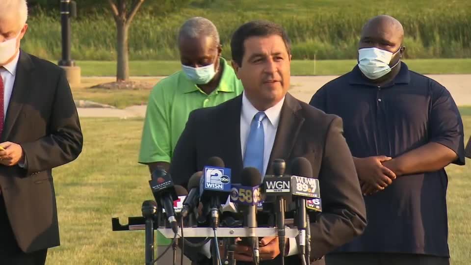 What we know about the officer who shot Blake 1
