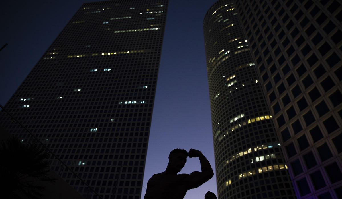 AP PHOTOS: Masks, COVID-19 no match for Israeli
bodybuilders 1