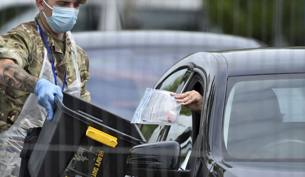 UK scientists openly question government's pandemic
response 1