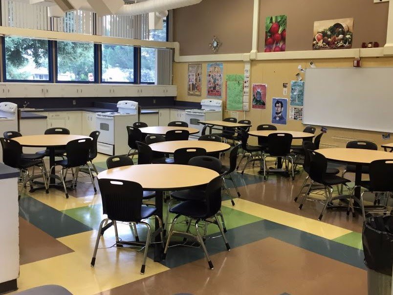 Here are the 62 Santa Clara County schools and districts
that want a waiver to reopen classrooms 1
