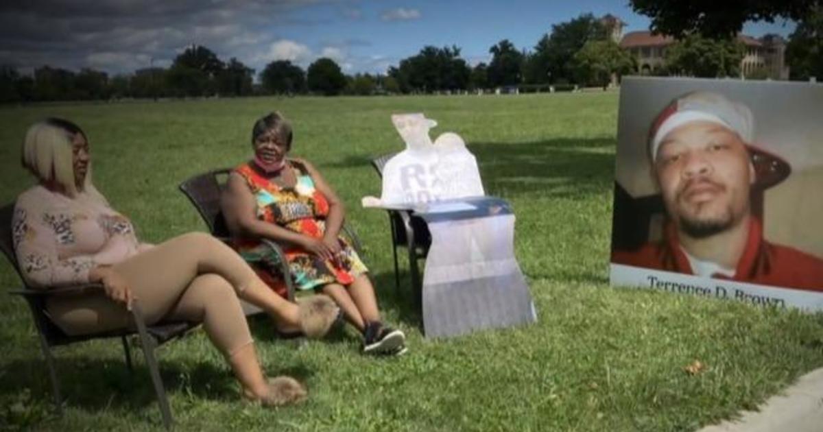 Michigan pays tribute to coronavirus victims 1