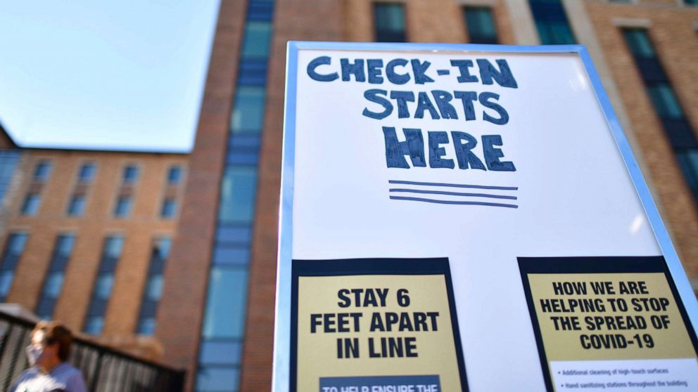 At least 3 dozen states have reported coronavirus cases on
college campuses 1