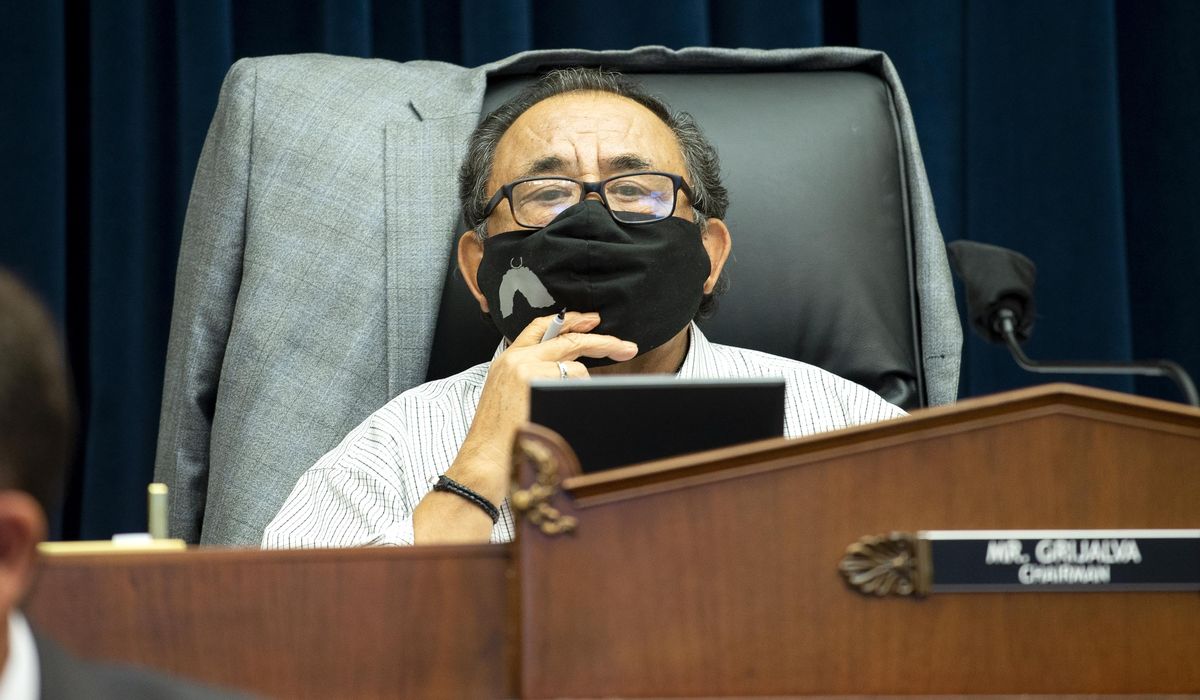 Raul Grijalva blasts unmasked Republicans after getting
coronavirus 1