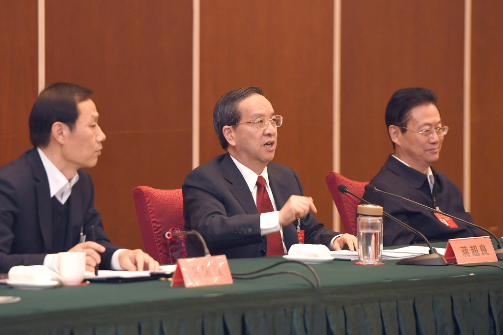 Chinese officials kept in dark about COVID-19 severity in
early stages: report 1