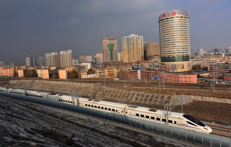 Countless City Residents Scream Together at Severe Chinese
Lockdown Restrictions 1