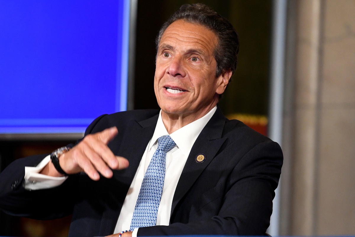 Gov. Cuomo won’t scrap quarantine rule despite CDC lifting
travel directive 1