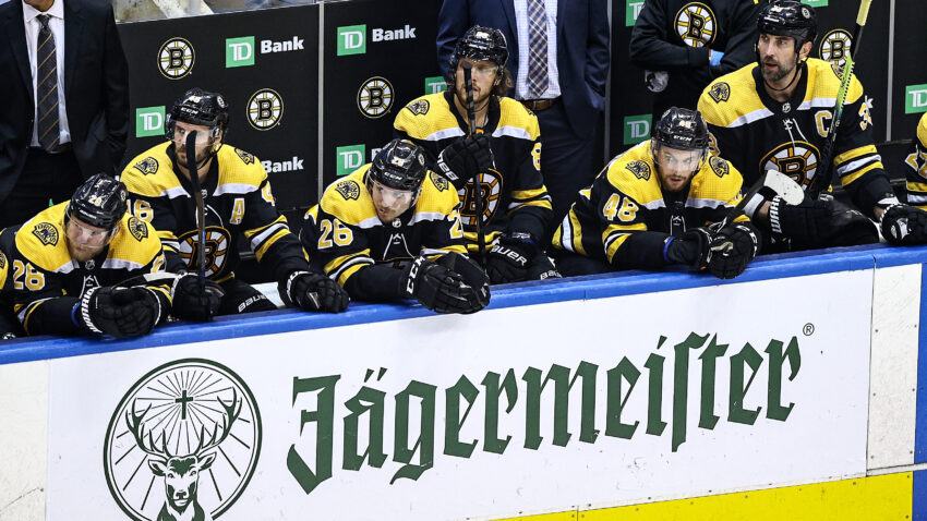 Friday's Bruins-Lightning game postponed by NHL amid
injustice protests 1