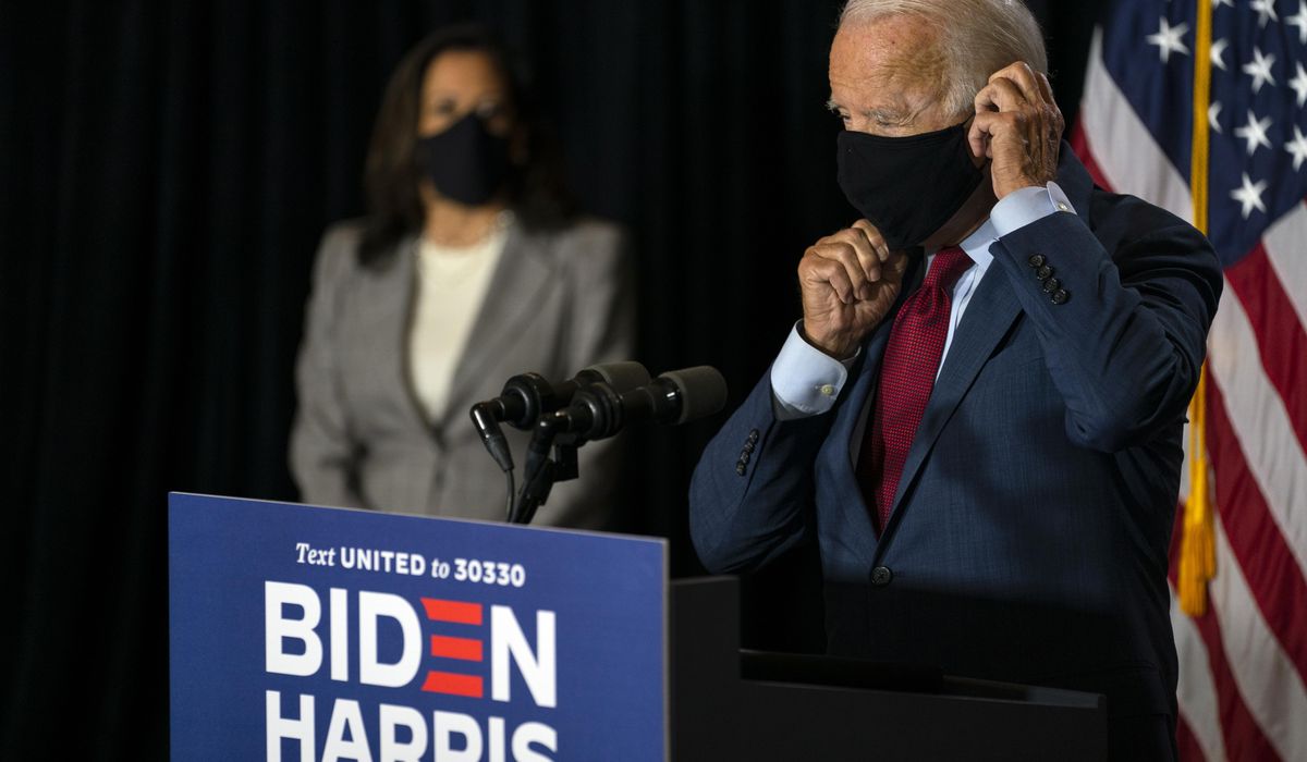 Trump and Biden trade barbs over coronavirus response,
masks 1