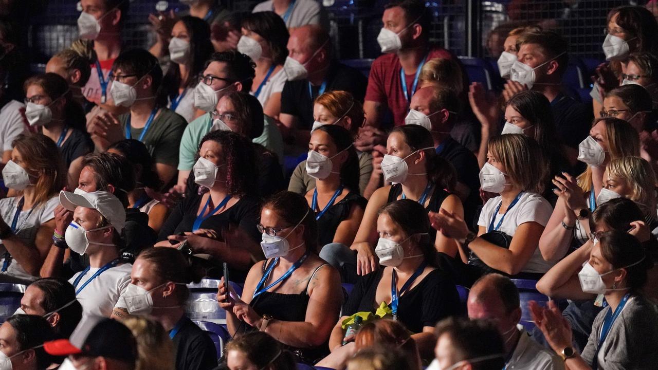 German Scientists Hold Live Concert For 2,000 People In
Unusual Study Of How COVID-19 Spreads 1