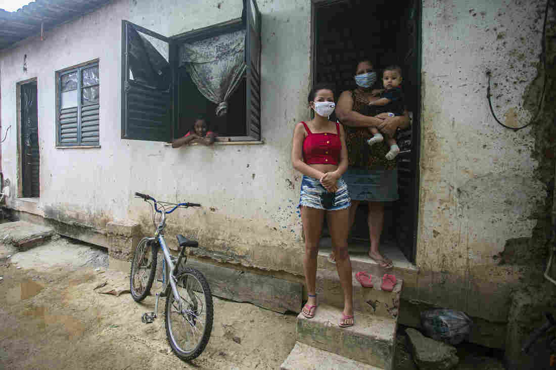 Coronavirus-Hit Brazil Considers Major Public Funds For Poor
And Unemployed 1