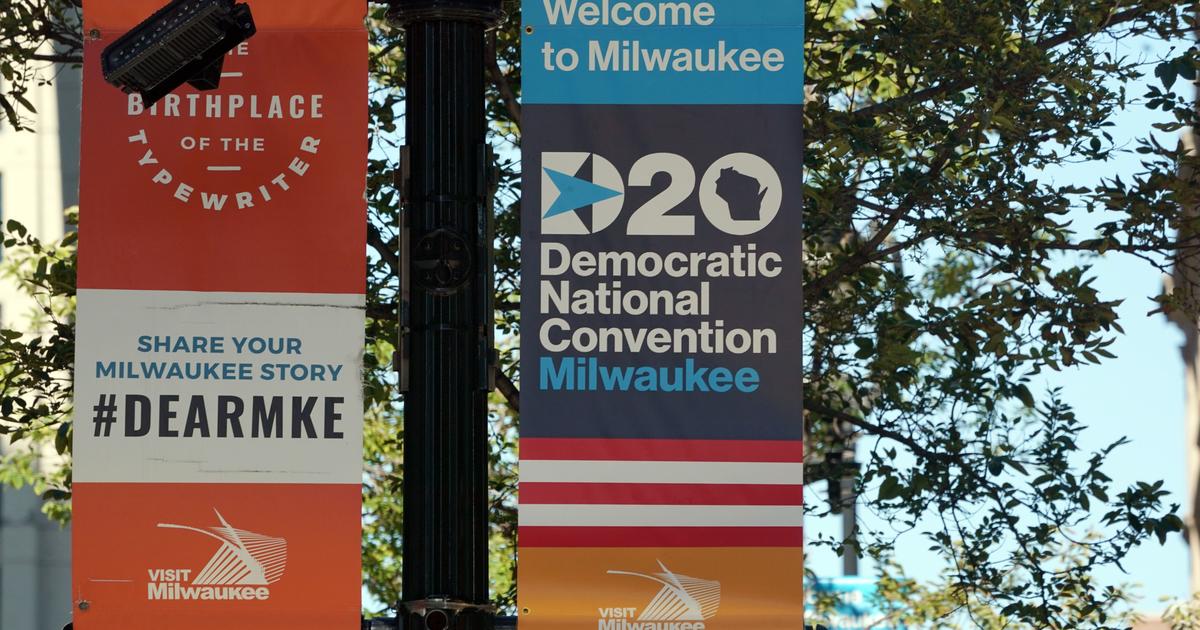 4 Republicans to speak on opening night of Democratic
convention 1