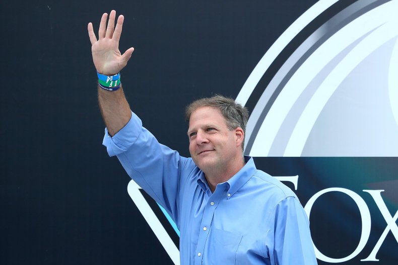 New Hampshire's GOP Governor Allows Restaurants to Open at
100% Capacity 1