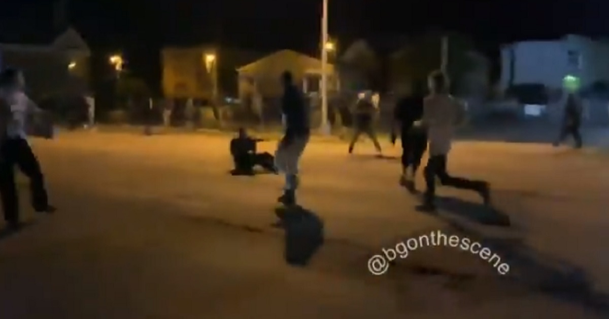 Two killed, at least one injured as Kenosha riots turn
deadly 1