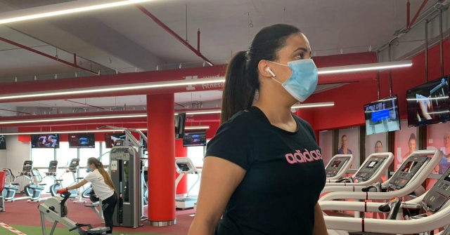 Andrew Cuomo Allows New York Gyms to Reopen at 33% Capacity;
Masks Required 1