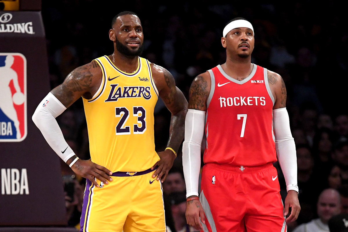 LeBron James opens up about time he saved Carmelo Anthony
from drowning 1