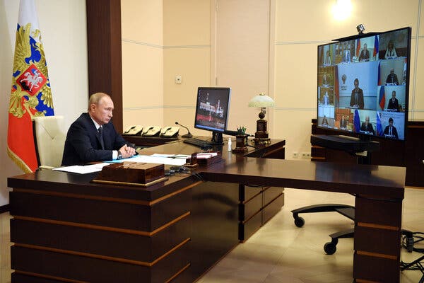 Russia Approves Coronavirus Vaccine Before Completing
Tests 1