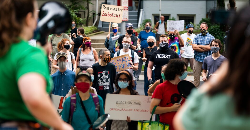 Demonstrators plan a second protest at the postmaster
general’s home. 1