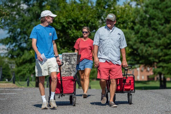 Alabama’s High Stakes Experiment: Reopening Universities as
Virus Looms 1