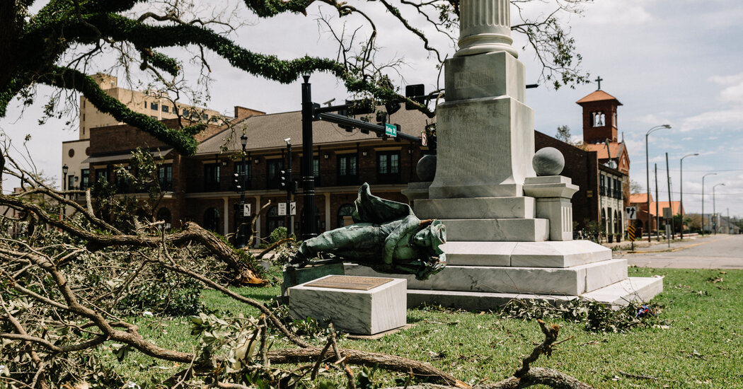 Hurricane Laura Topples Confederate Statue That Survived
Protests 1