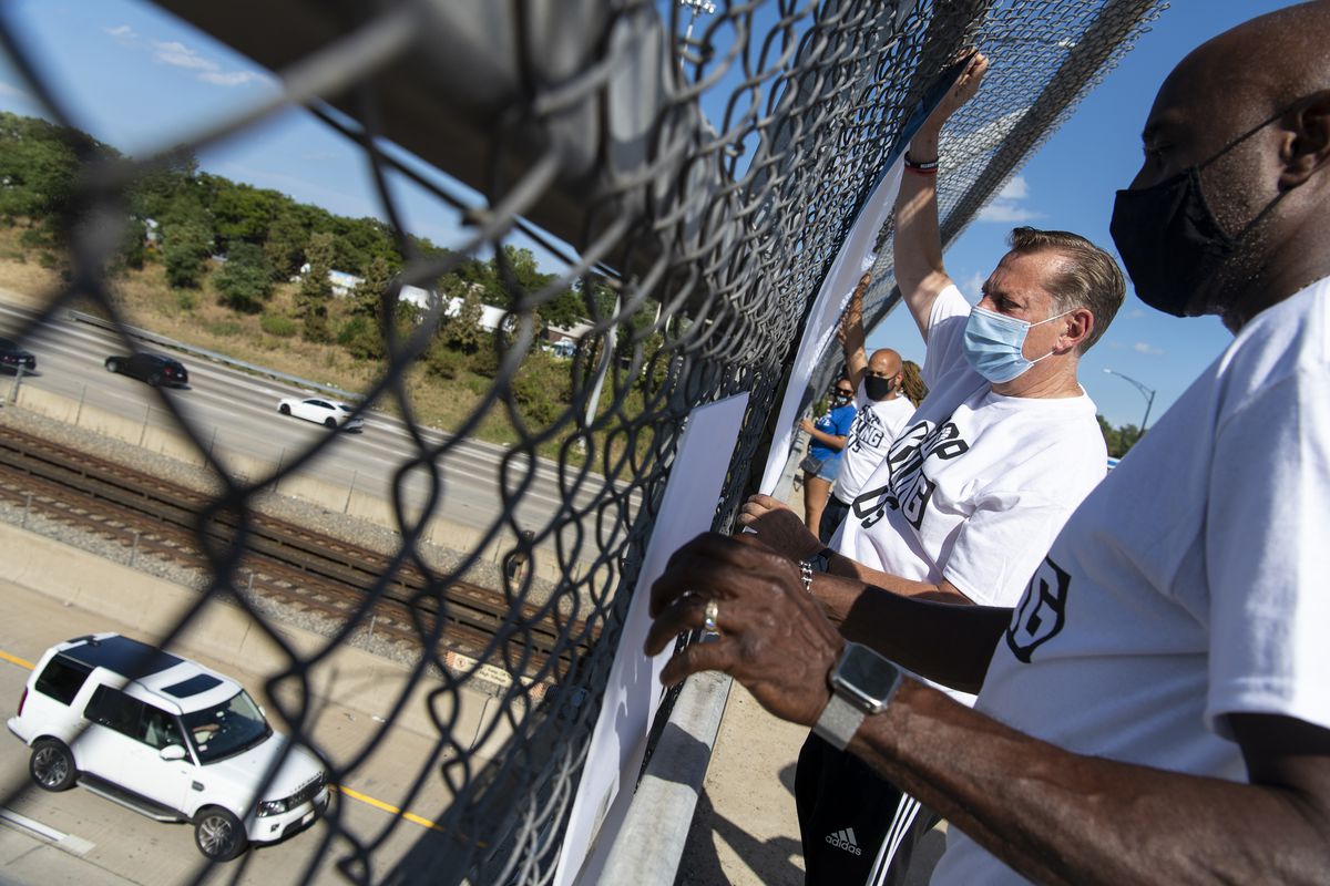 Highway protesters honor Emmett Till, condemn police
shootings of Black men: ‘Stop Killing Us’ 1