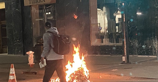 Police: 600 to 700 Take Part in 'Violent and Destructive'
Protests in Oakland 1