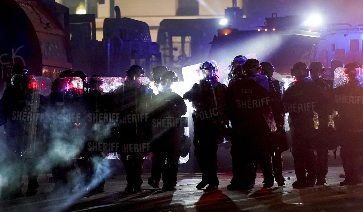 Activists see disparate police tactics amid Kenosha
protests 1