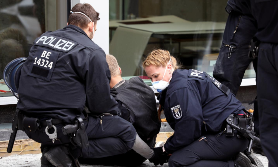 Germany Imposes Fine For All Non-Mask Wearers In New
National Crackdown 1