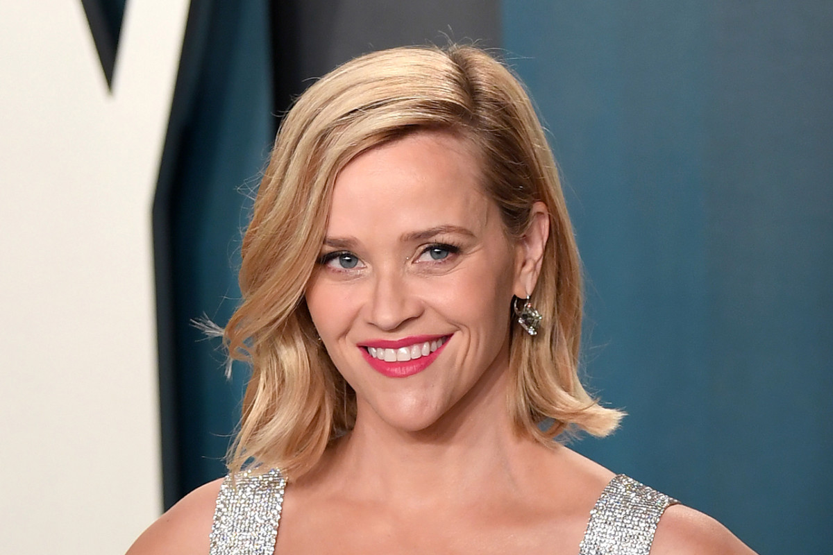 Reese Witherspoon Teams With ‘Masked Singer’ Showrunner for
Apple’s Country Music Competition 1