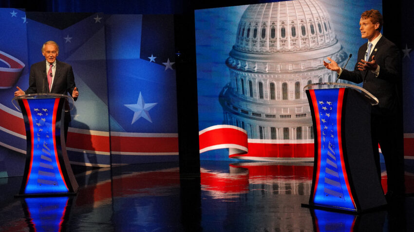 3 new polls show Ed Markey opening a lead. Why does Joe
Kennedy's campaign say 'momentum' is on their side? 1