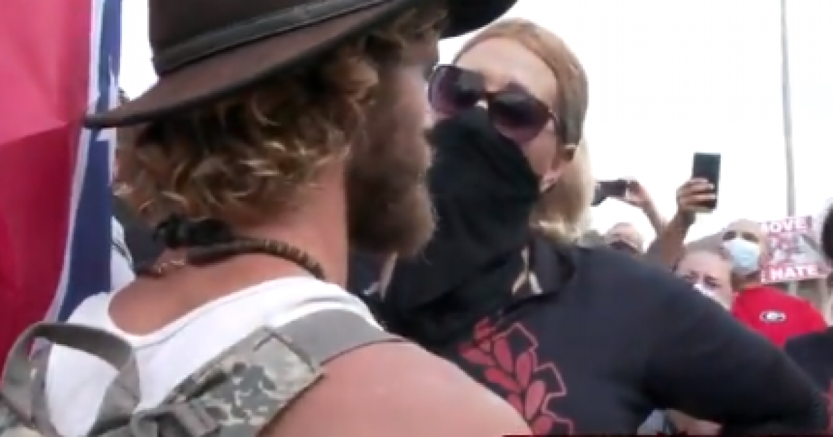 VIDEO: Masked Transgender ‘Woman’ Goes on Psychotic Rant at
Contentious Stone Mountain Rally 1