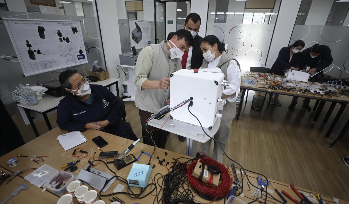 Colombia turns to emergency ventilators to treat
COVID-19 1