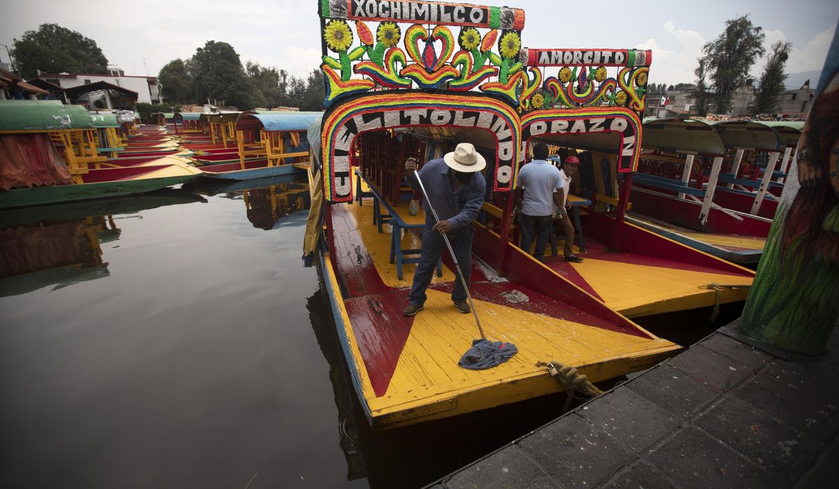 Mexico's famous floating gardens reopen after virus
shutdown 1