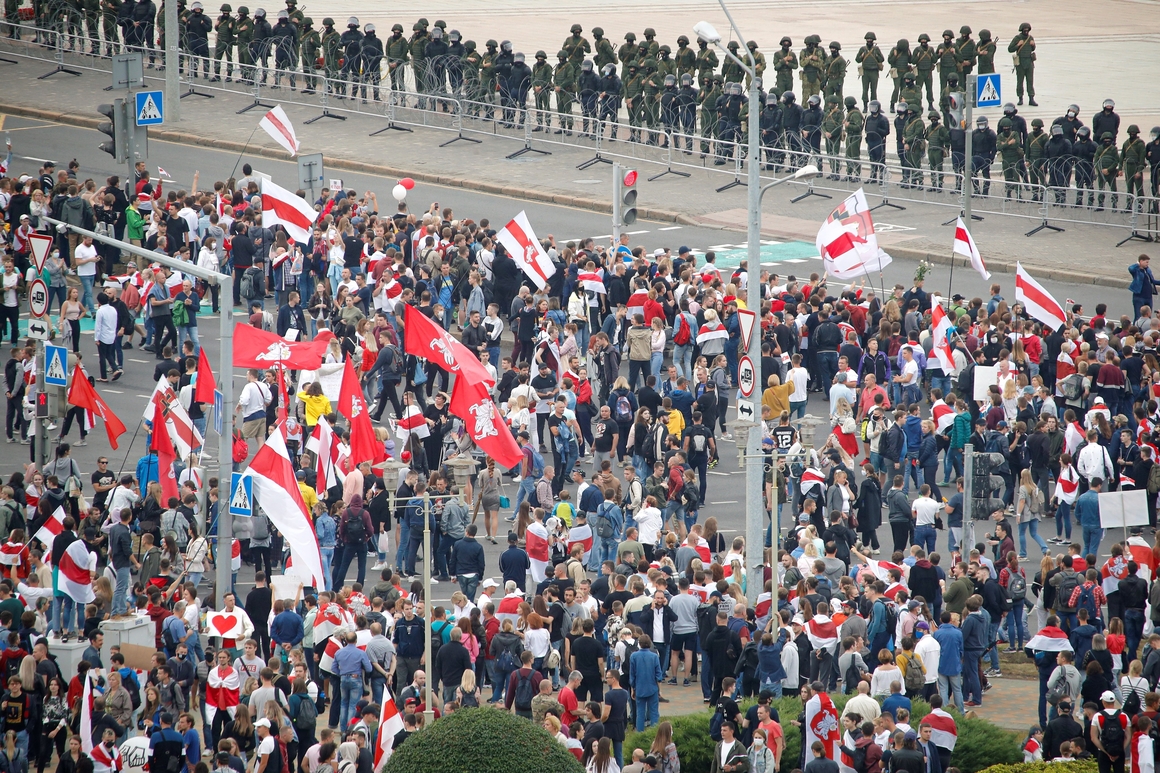 Belarus protests continue after president digs in 1