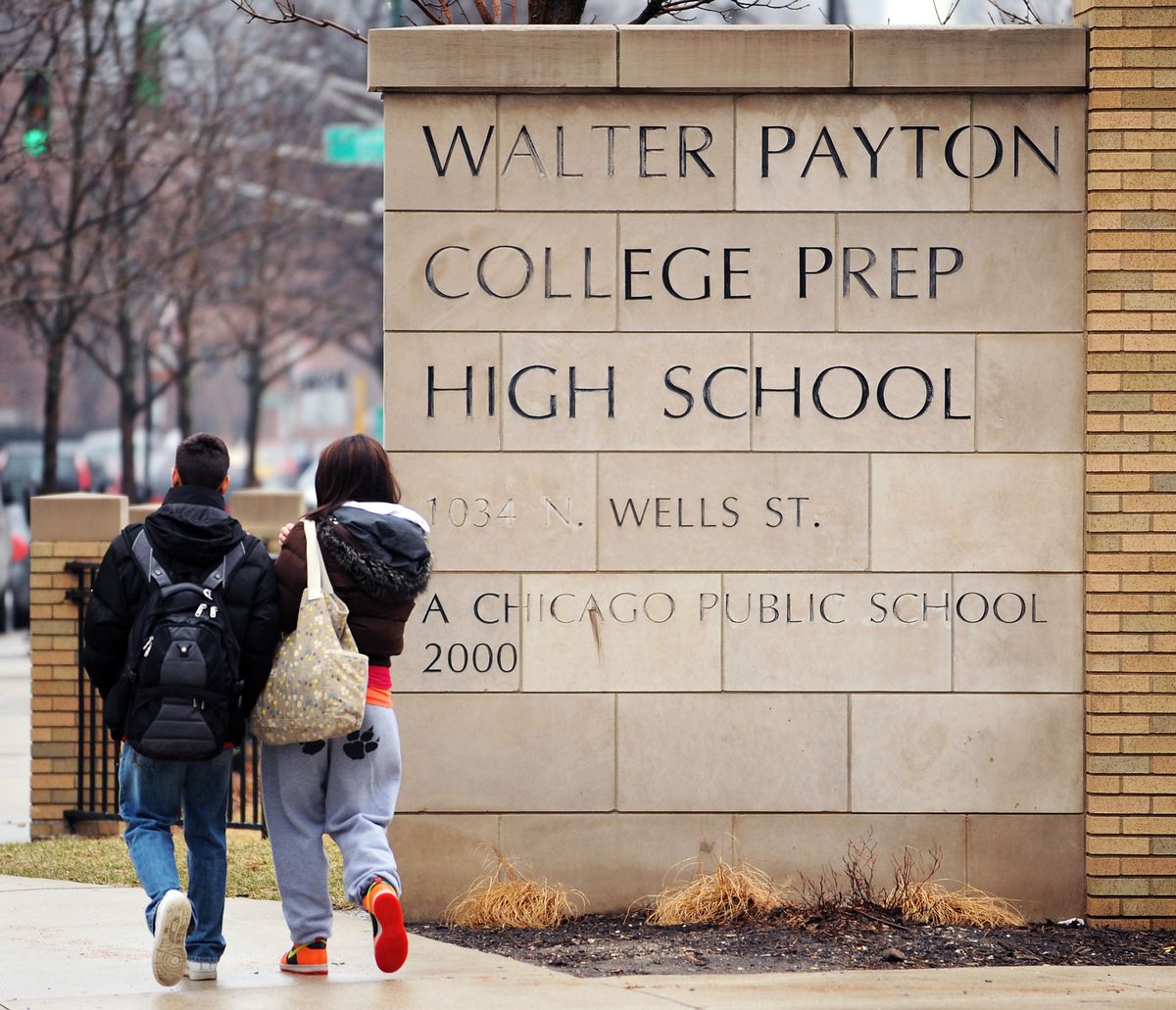 Top CPS high schools vow changes after racism charges, but
problems persist 1