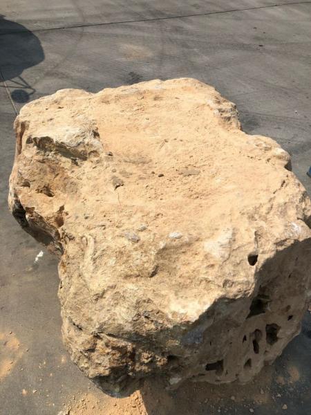 US Customs and Border Patrol breaks open boulders to find
massive drug stash being smuggled into America 1