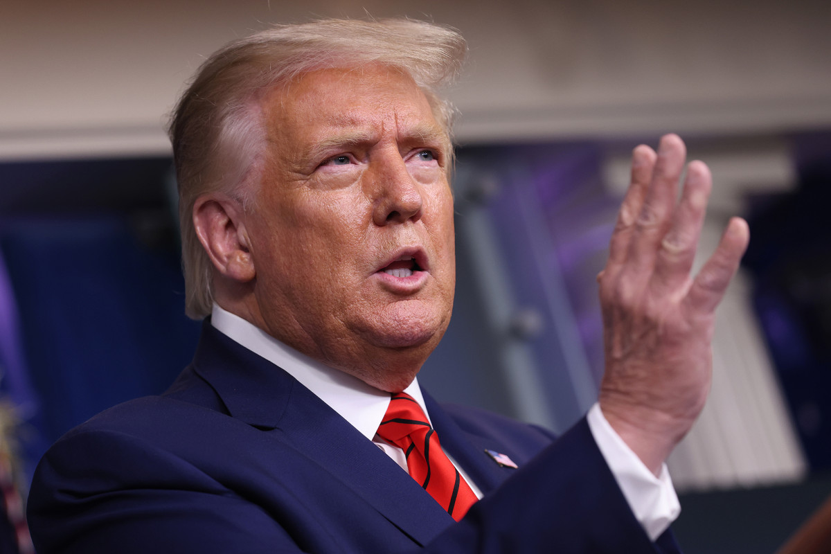 Trump says schools teaching NY Times’ 1619 Project ‘will not
be funded’ 1