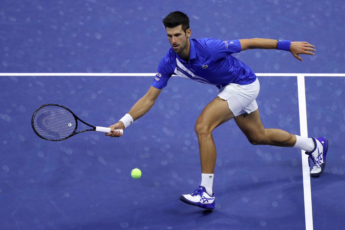 Novak Djokovic dominates at US Open as win streak
grows 1