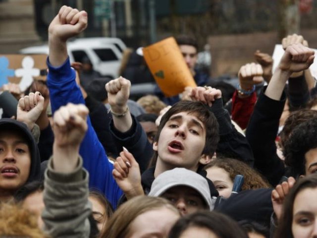 U. of Kansas Students Demand Campus Coronavirus Closure,
Plan Strike 1