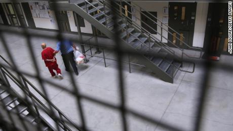 ICE detainee alleges officers beat him after he refused to
comply with illegal deportation 1