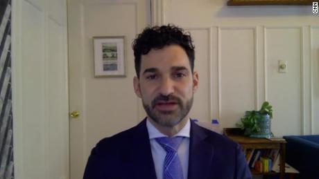 Doctors say coronavirus myths on social media are 'spreading
faster than the virus itself' 1