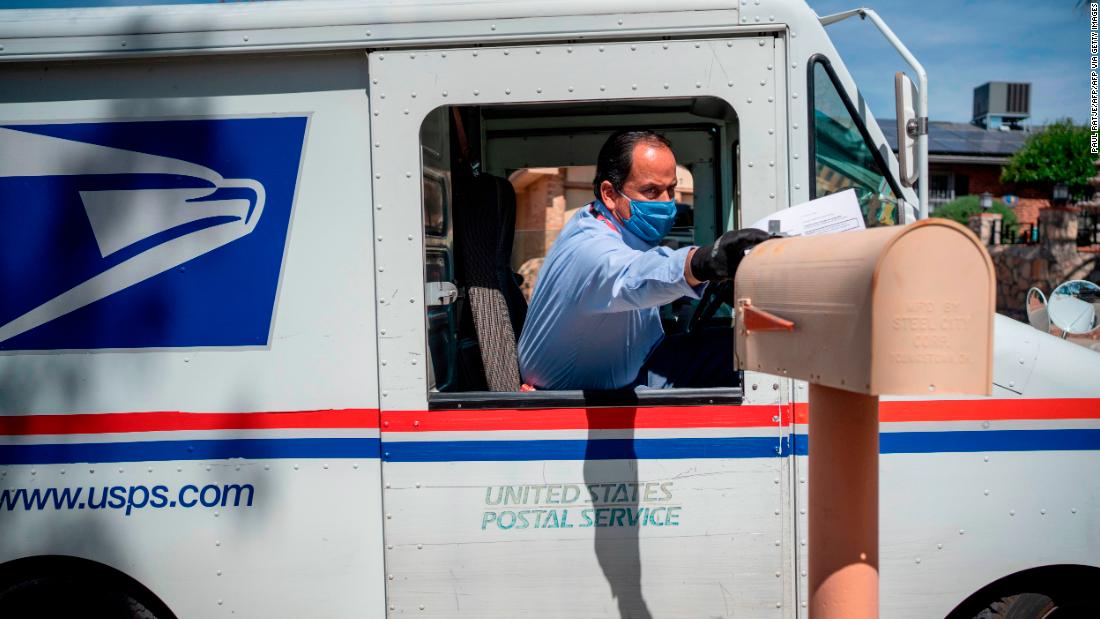 Washington Post: WH nixed plan to distribute 650 million
face masks through USPS 1