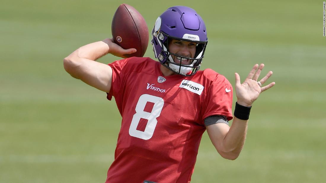 Vikings QB Kirk Cousins embraces Darwinian view on Covid-19,
saying 'If I die, I die' 1