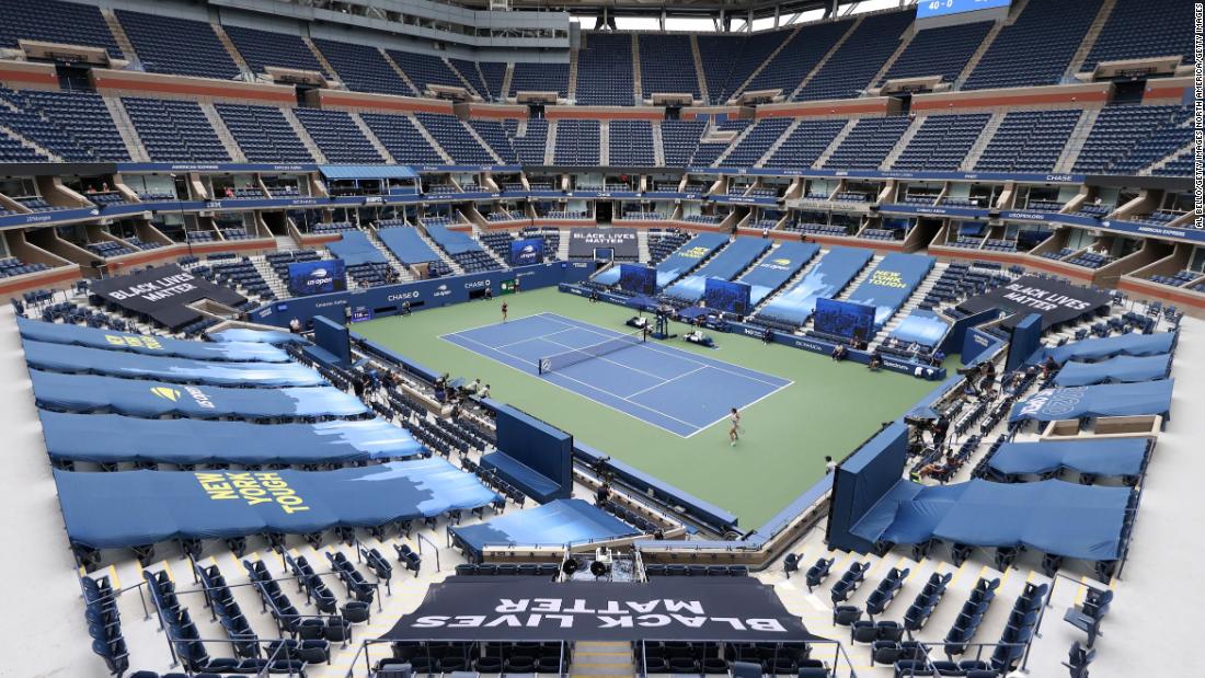 Tennis players hit the suite spot at the US Open with
private viewing room access 1