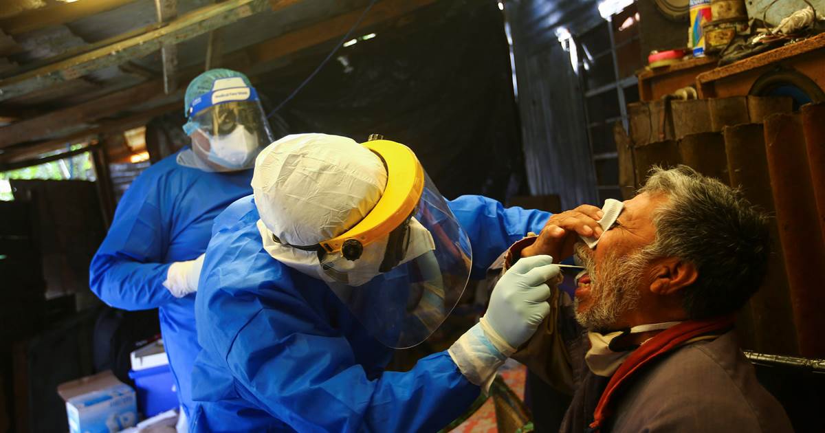 Mexico has world's highest coronavirus deaths among health
workers 1