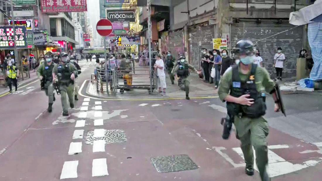 Police detain anti-government protesters in Hong
Kong 1